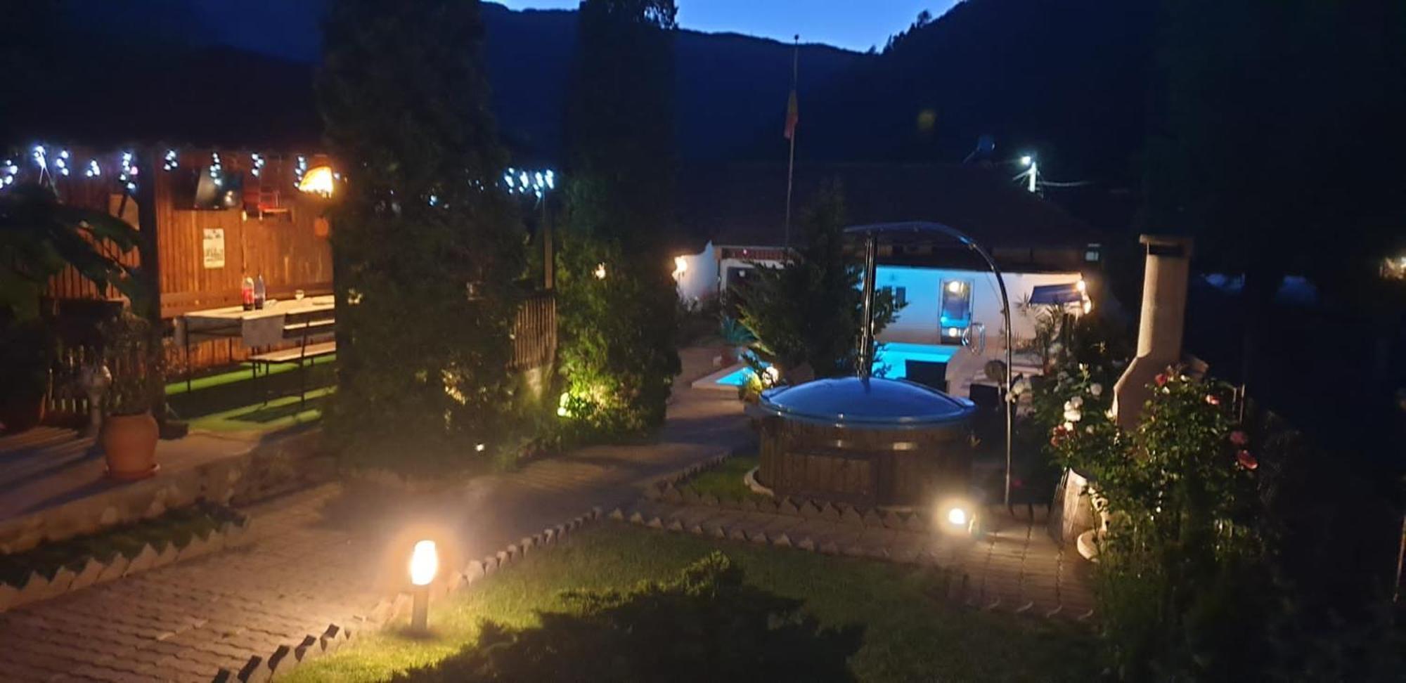Cazare Casa Sandra Băile Herculane المظهر الخارجي الصورة